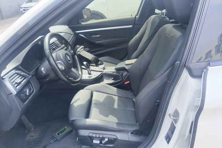 Used BMW 3 Series GT 2020 320i M Sport Package Left Front Seat