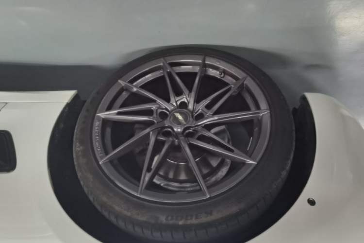 Used BMW 3 Series GT 2020 320i M Sport Night Edition Left Front Wheel Hub