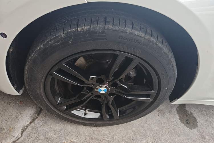 Used BMW 3 Series GT 2020 320i M Sport Night Edition Left Front Wheel Hub