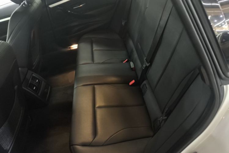 Used BMW 3 Series GT 2020 320i M Sport Package Left Rear Seat