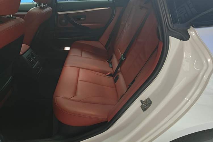 Used BMW 3 Series GT 2020 320i M Sport Night Edition Left Rear Seat