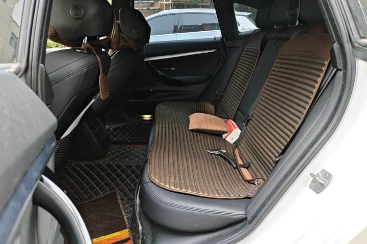 Used BMW 3 Series GT 2020 320i M Sport Package Left Rear Seat