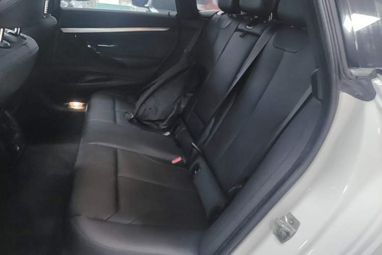 Used BMW 3 Series GT 2020 320i M Sport Package Left Rear Seat