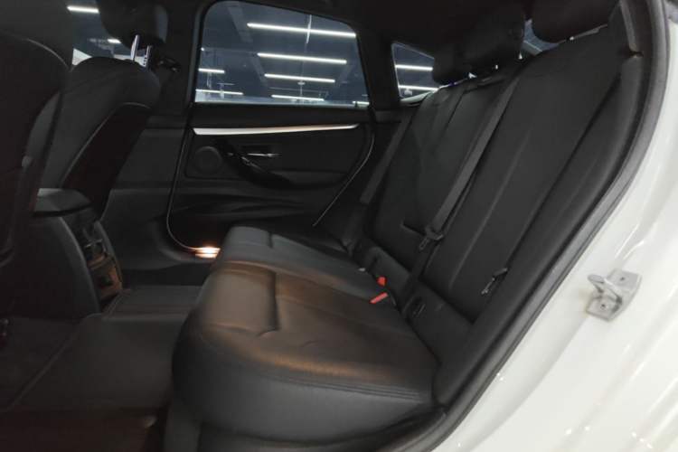 Used BMW 3 Series GT 2020 320i M Sport Package Left Rear Seat