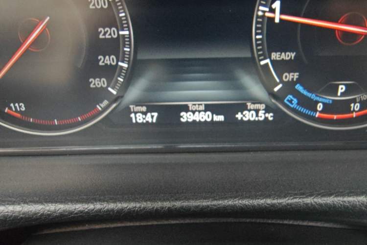 Used BMW 3 Series GT 2020 330i M Sport Night Edition Odometer Close Up