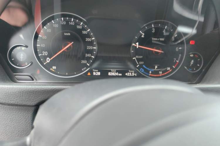 Used BMW 3 Series GT 2020 320i M Sport Night Edition Odometer Close Up
