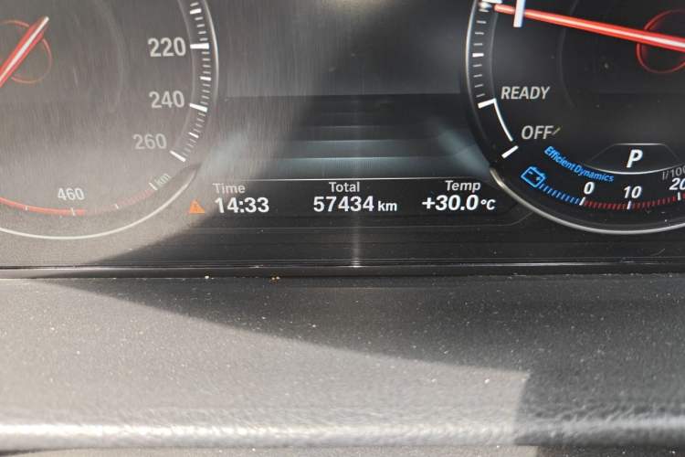 Used BMW 3 Series GT 2020 320i M Sport Night Edition Odometer Close Up