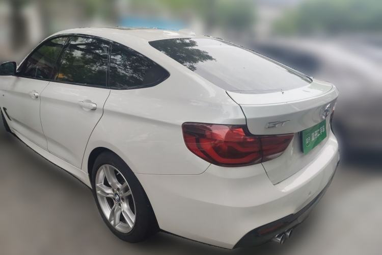 Used BMW 3 Series GT 2020 320i M Sport Package Rear Left 45 Deg