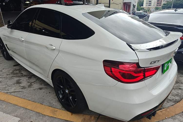 Used BMW 3 Series GT 2020 320i M Sport Night Edition Rear Left 45 Deg
