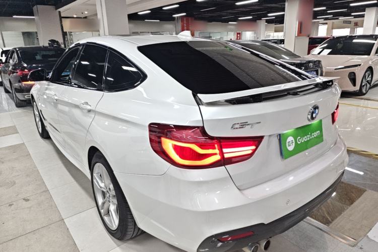 Used BMW 3 Series GT 2020 320i M Sport Package Rear Left 45 Deg