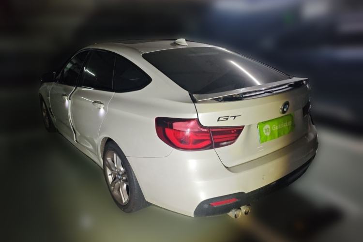 Used BMW 3 Series GT 2020 320i M Sport Package Rear Left 45 Deg