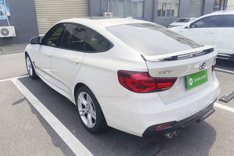 Used BMW 3 Series GT 2020 320i M Sport Package Rear Left 45 Deg