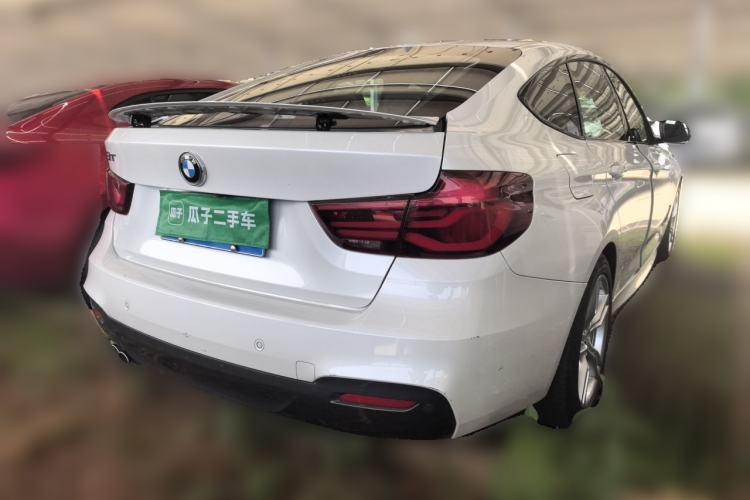 Used BMW 3 Series GT 2020 320i M Sport Package Rear Right 45 Deg