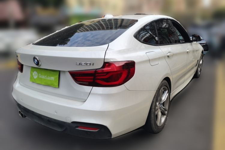 Used BMW 3 Series GT 2020 320i M Sport Package Rear Right 45 Deg