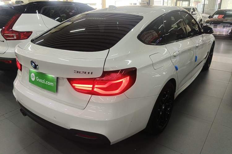 Used BMW 3 Series GT 2020 320i M Sport Night Edition Rear Right 45 Deg