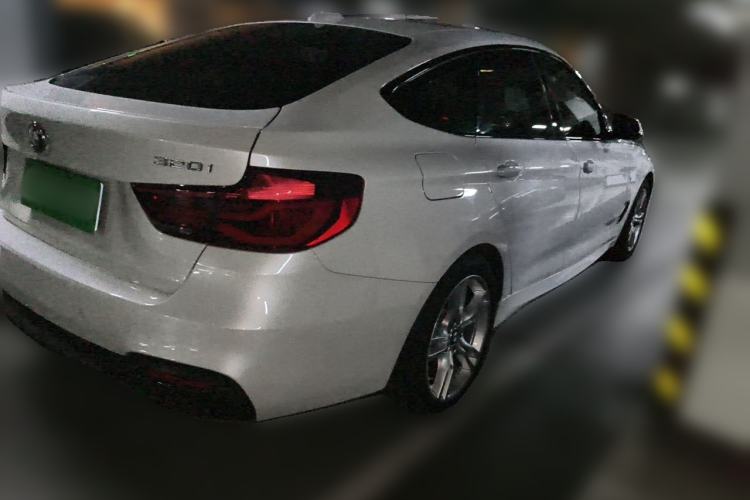 Used BMW 3 Series GT 2020 320i M Sport Package Rear Right 45 Deg