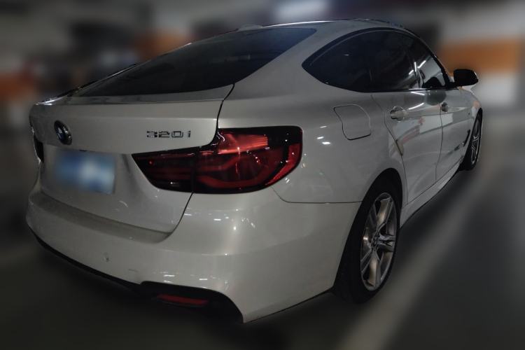 Used BMW 3 Series GT 2020 320i M Sport Package Rear Right 45 Deg