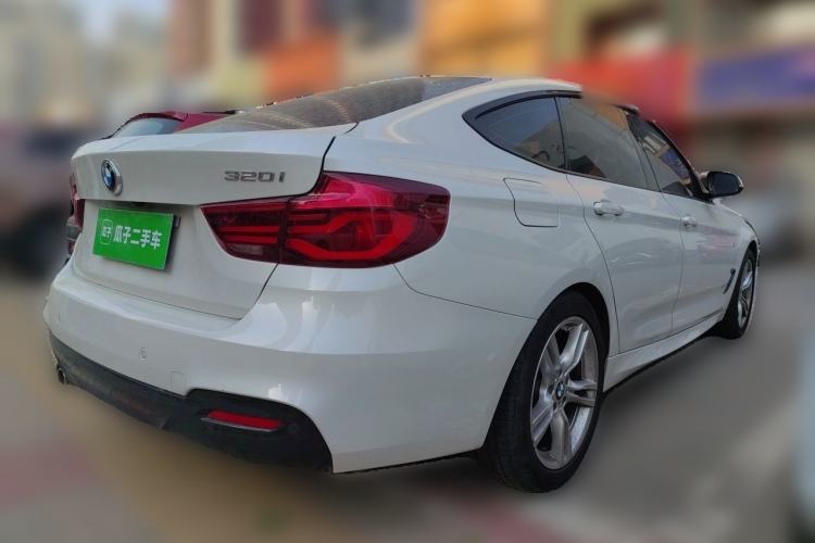 Used BMW 3 Series GT 2020 320i M Sport Package Rear Right 45 Deg