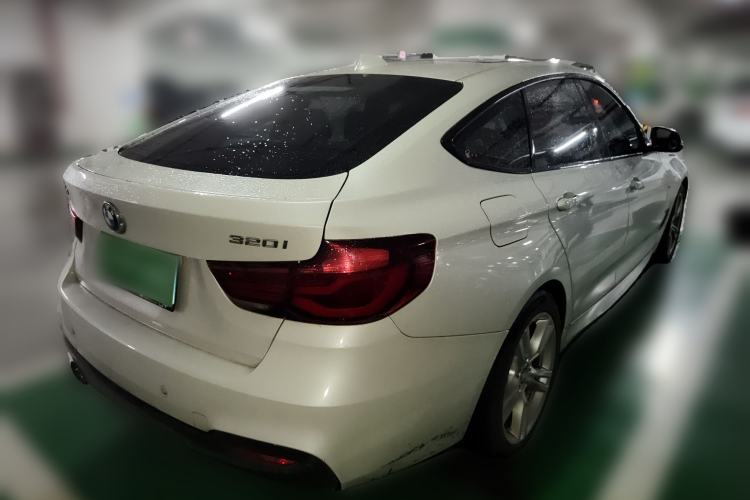Used BMW 3 Series GT 2020 320i M Sport Package Rear Right 45 Deg