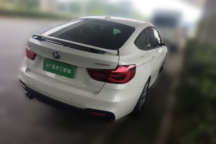 Used BMW 3 Series GT 2020 320i M Sport Package Rear Right 45 Deg