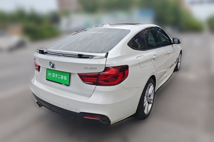 Used BMW 3 Series GT 2020 320i M Sport Package Rear Right 45 Deg