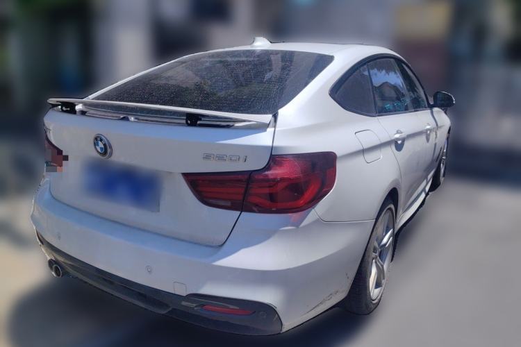 Used BMW 3 Series GT 2020 320i M Sport Package Rear Right 45 Deg
