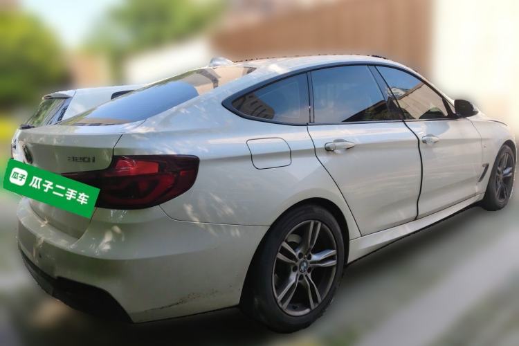 Used BMW 3 Series GT 2020 320i M Sport Package Rear Right 45 Deg