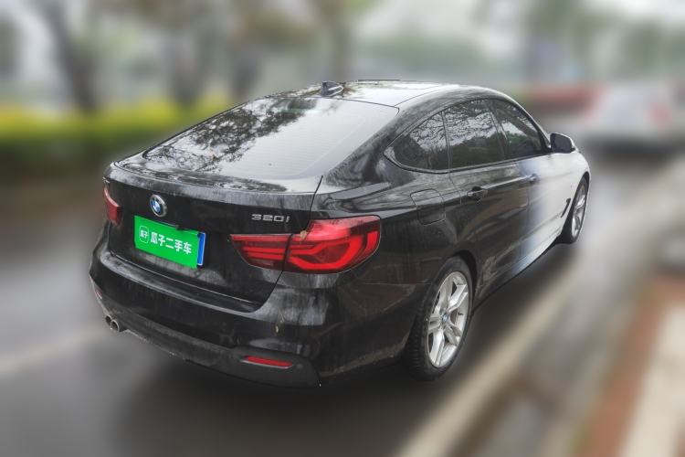 Used BMW 3 Series GT 2020 320i M Sport Package Rear Right 45 Deg