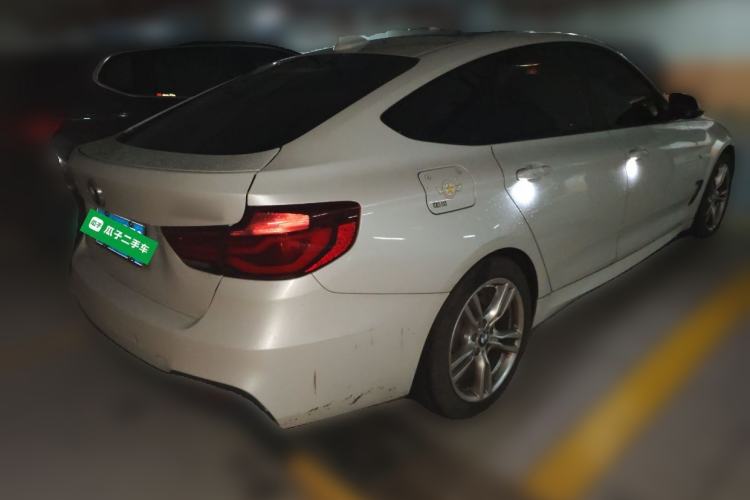Used BMW 3 Series GT 2020 320i M Sport Package Rear Right 45 Deg