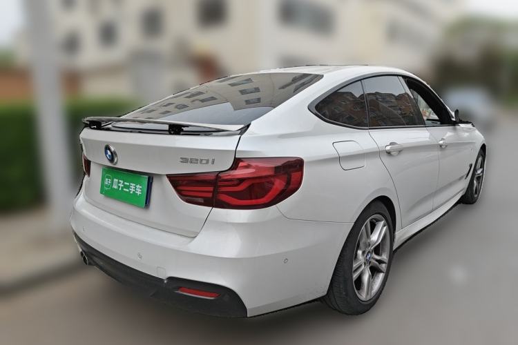 Used BMW 3 Series GT 2020 320i M Sport Package Rear Right 45 Deg
