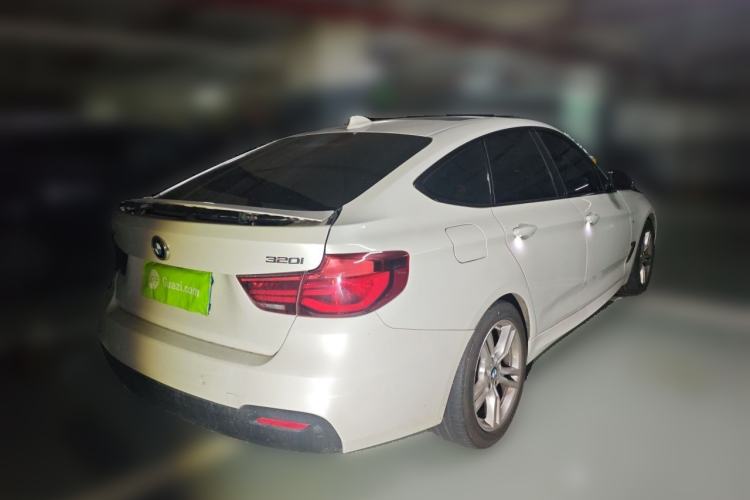 Used BMW 3 Series GT 2020 320i M Sport Package Rear Right 45 Deg