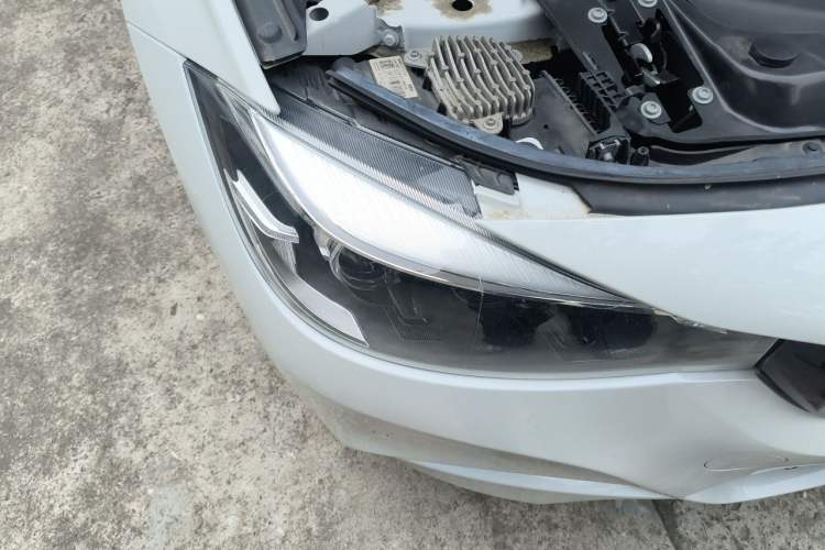 Used BMW 3 Series GT 2020 320i M Sport Night Edition Right Front Headlight