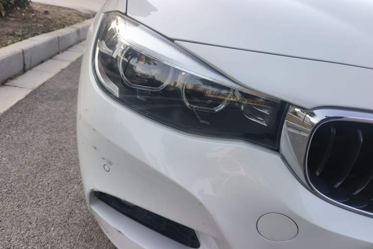 Used BMW 3 Series GT 2020 320i M Sport Package Right Front Headlight