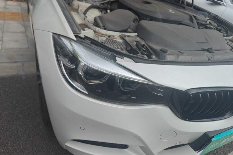 Used BMW 3 Series GT 2020 330i M Sport Night Edition Right Front Headlight