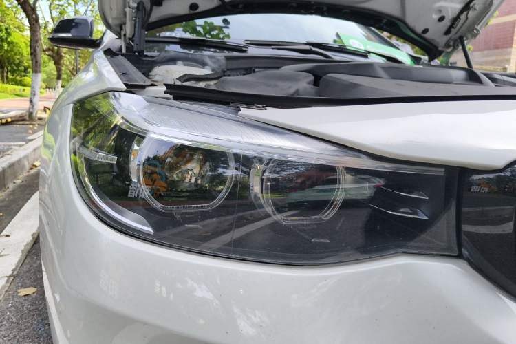 Used BMW 3 Series GT 2020 330i M Sport Night Edition Right Front Headlight