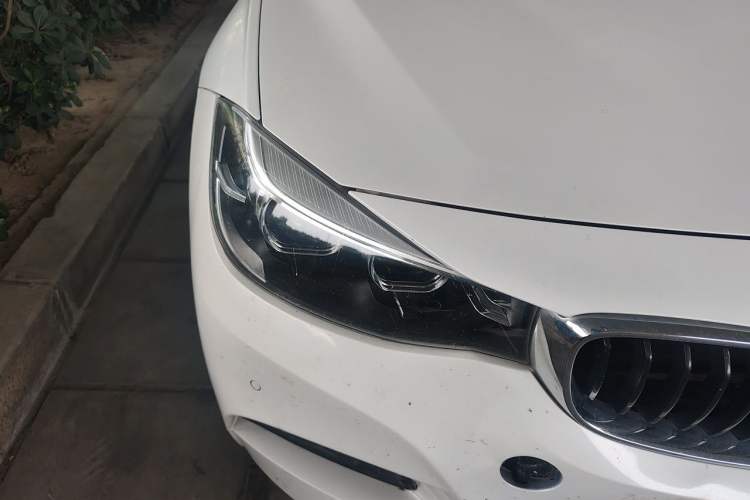Used BMW 3 Series GT 2020 320i M Sport Package Right Front Headlight
