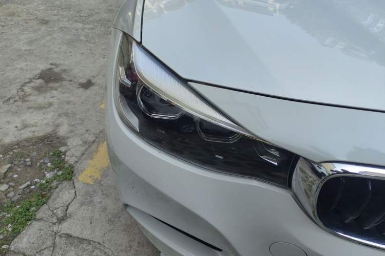 Used BMW 3 Series GT 2020 320i M Sport Package Right Front Headlight
