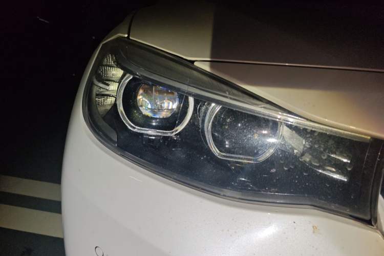 Used BMW 3 Series GT 2020 320i M Sport Package Right Front Headlight