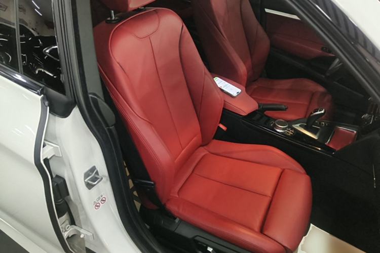 Used BMW 3 Series GT 2020 320i M Sport Night Edition Right Front Seat