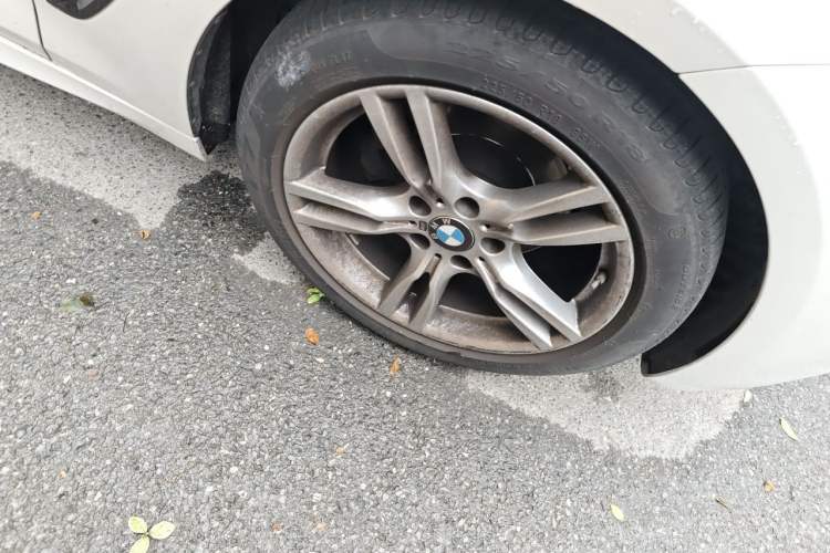 Used BMW 3 Series GT 2020 320i M Sport Package Right Front Wheel Hub