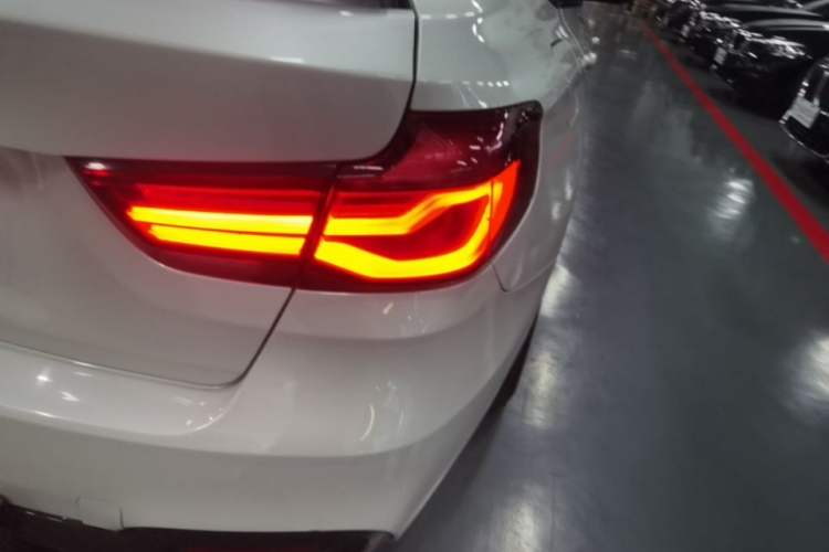 Used BMW 3 Series GT 2020 320i M Sport Night Edition Right Rear Taillight