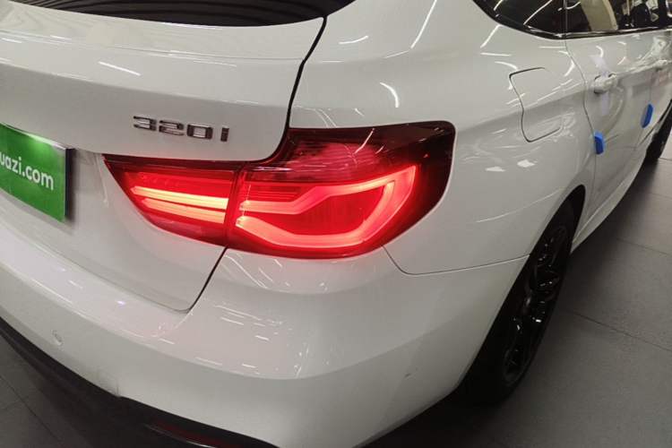 Used BMW 3 Series GT 2020 320i M Sport Night Edition Right Rear Taillight
