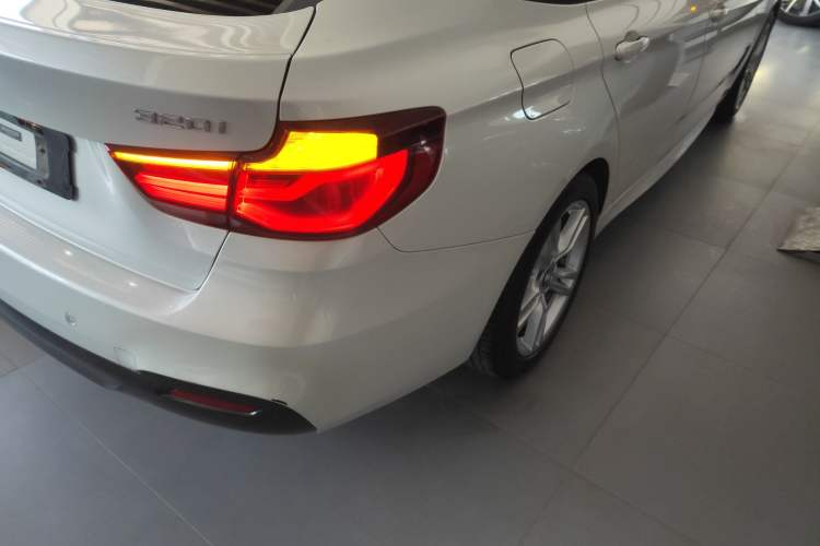 Used BMW 3 Series GT 2020 320i M Sport Package Right Rear Taillight