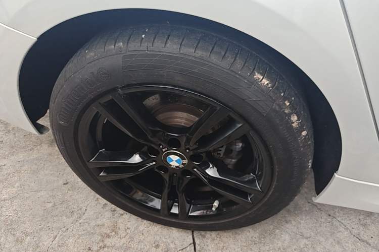 Used BMW 3 Series GT 2020 320i M Sport Night Edition Right Rear Wheel Hub