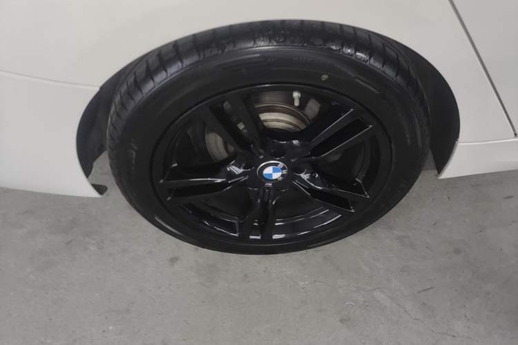 Used BMW 3 Series GT 2020 320i M Sport Night Edition Right Rear Wheel Hub