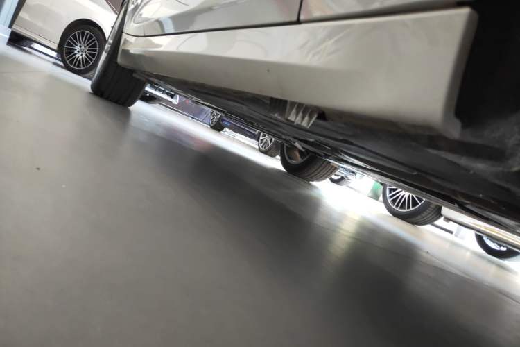 Used BMW 3 Series GT 2020 320i M Sport Package Right Side Sill