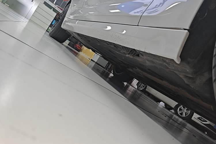 Used BMW 3 Series GT 2020 320i M Sport Night Edition Right Side Sill