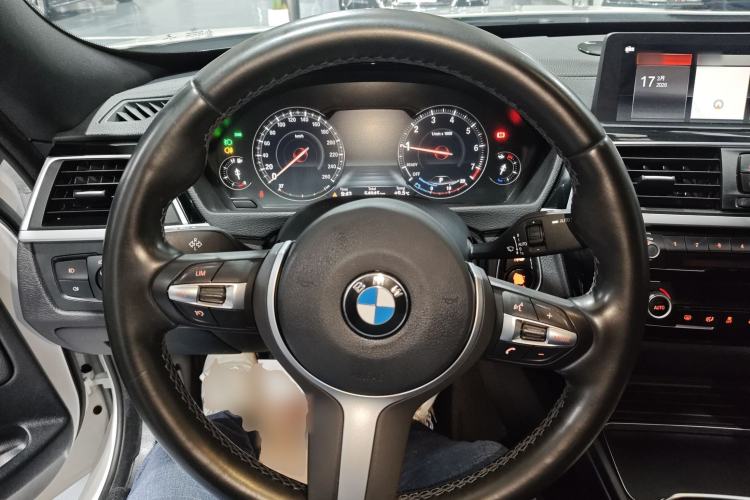 Used BMW 3 Series GT 2020 320i M Sport Package Steering Wheel