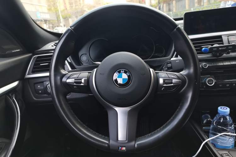 Used BMW 3 Series GT 2020 320i M Sport Package Steering Wheel