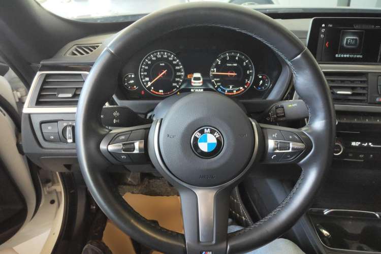 Used BMW 3 Series GT 2020 320i M Sport Package Steering Wheel